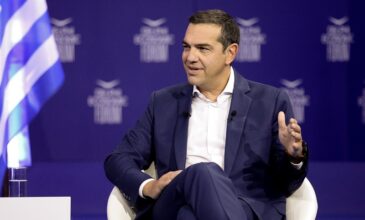 Τσίπρας: Η πανδημία αναγκάζει κυβερνήσεις και πολιτικές δυνάμεις να δουν τα πράγματα αλλιώς