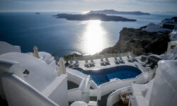 Πρεμιέρα σήμερα για τον τουρισμό – Έτσι θα έρχονται στην Ελλάδα οι τουρίστες