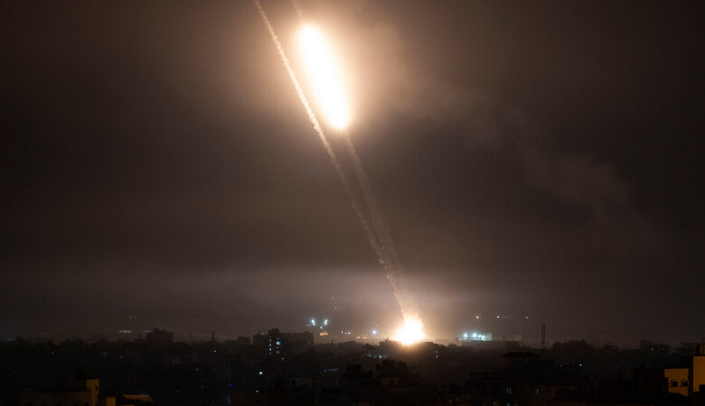 Ρουκέτες  Παλαιστινίων από τη Γάζα προκάλεσαν έκρηξη ανοικτά του Τελ Αβίβ