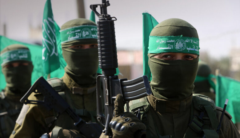 Πόλεμος στη Μέση Ανατολή: Βίντεο-σοκ από εν ψυχρώ εκτέλεση τραυματισμένων Ισραηλινών στρατιωτίνων από τη Χαμάς