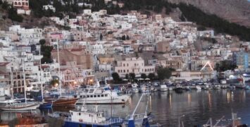 Κάλυμνος: Το νησί που «σκαρφάλωσε» ψηλά στον τουριστικό χάρτη και διατηρεί σεζόν 10 μηνών