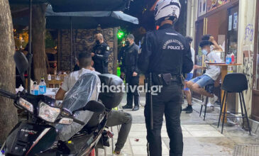 Θεσσαλονίκη: Βγήκαν μαχαίρια για ένα… στραβοκοίταγμα