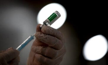 Εμβολιασμοί: Άνοιξε η πλατφόρμα για τους άνω των 18 με το Johnson & Johnson – Διαθέσιμα όλα τα εμβόλια για τους 30-34