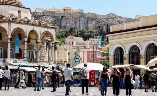 Η Ελλάδα παραμένει στην κορυφή των προτιμήσεων των Αυστριακών τουριστών το 2023