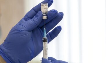 Κορονοϊός: Το ρωσικό Ινστιτούτο Γκαμαλέι τροποποίησε το εμβόλιο Sputnik-V για την παραλλαγή Όμικρον