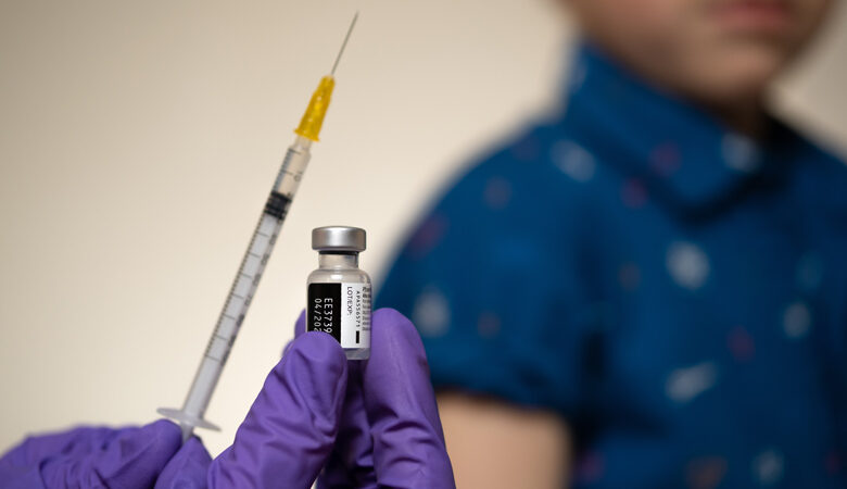 Βρετανία κορονοϊός: Δεν υπάρχει ακόμη απόφαση για τον εμβολιασμό υγιών παιδιών