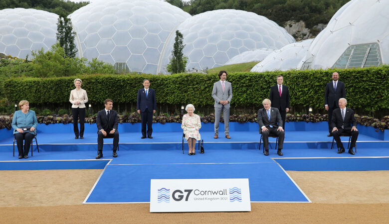 Η βασίλισσα Ελισάβετ παρέθεσε δεξίωση στους ηγέτες της G7