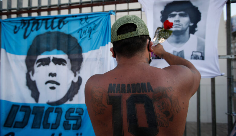 Ντιέγκο Μαραντόνα: Ξεκίνησαν οι ανακρίσεις για τον θάνατό του – Τι θεωρεί η εισαγγελία