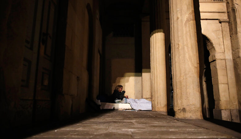 Η πανδημία του κορονοϊού αύξησε την απόλυτη φτώχεια στην Ιταλία