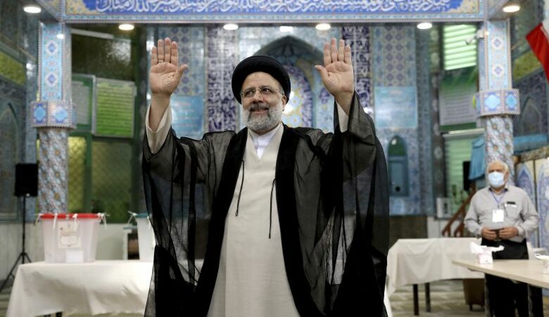 Ποιος είναι ο νέος ηγέτης του Ιράν Εμπραχίμ Ραϊσί