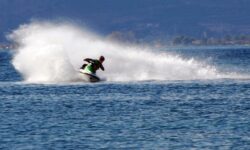 Τραυματισμός 11χρονου από σύγκρουση jet ski με πνευστό σκάφος στην Κέρκυρα