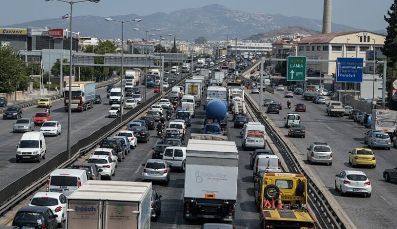 Μεγάλο μποτιλιάρισμα λόγω τροχαίου στον Κηφισό