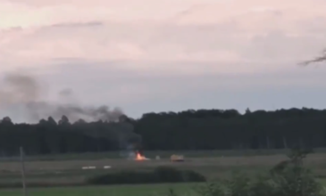 Πολύνεκρη τραγωδία στη Σουηδία από συντριβή αεροσκάφους – Σοκάρει το βίντεο