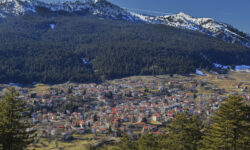 Το ελληνικό χωριό που υπερηφανεύεται ότι είναι το ψηλότερο των Βαλκανίων