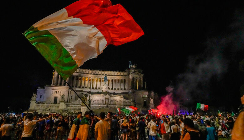 Έκρηξη κρουσμάτων κορονοϊού στη Ρώμη μετά τους πανηγυρισμούς για την κατάκτηση του Euro