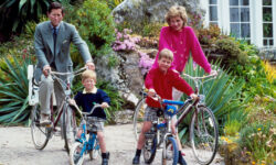 Πριγκίπισσα Νταϊάνα: Στο σφυρί και το παιδικό της ποδήλατο – Πόσα αναμένεται να «πιάσει»