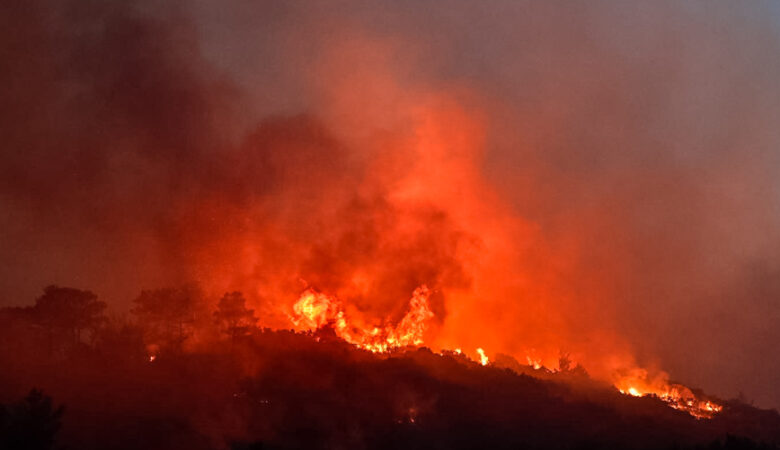 Φωτιά στη Μεσσηνία: Εκδηλώθηκαν δύο νέες πυρκαγιές – Εξαιρετικά δύσκολη η κατάσταση