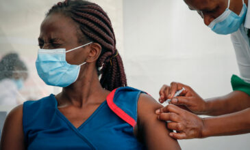 Αφρική: Μόλις το 1,39% των κατοίκων είναι πλήρως εμβολιασμένο