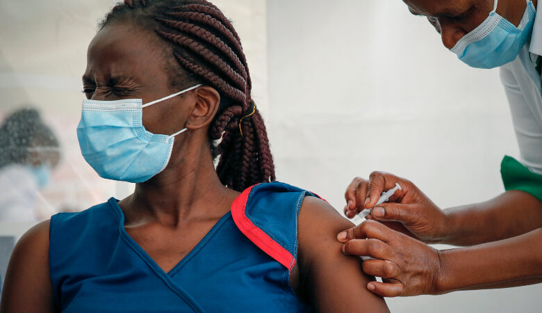 Αφρική: Μόλις το 1,39% των κατοίκων είναι πλήρως εμβολιασμένο