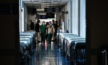 Κορονοϊός: Καμπανάκι ειδικών για τα νοσοκομεία – Πενταπλάσιες οι εισαγωγές μέσα σε μια εβδομάδα