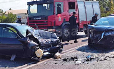 Λάρισα: Σοκαριστικό τροχαίο με τέσσερα αυτοκίνητα – Στο νοσοκομείο έξι άτομα