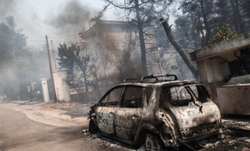 Μεγάλη φωτιά στη Σταμάτα: Τέσσερις προσαγωγές υπόπτων για εμπρησμό
