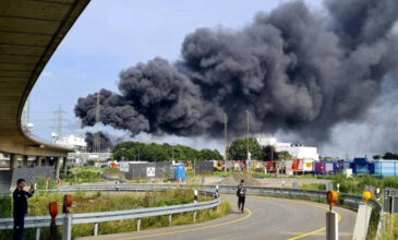 Έκρηξη σε εργοστάσιο στη Γερμανία: 2 σοβαρά τραυματίες και 5 αγνοούμενοι – Ειδοποίηση για «ακραίο κίνδυνο»