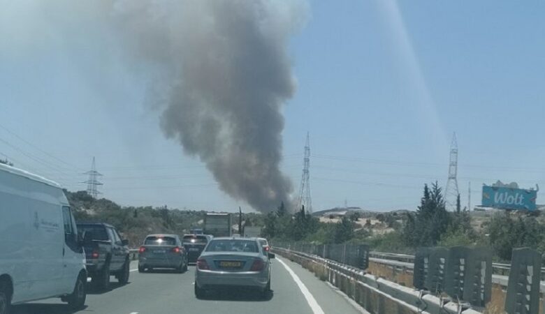 Σε πύρινο κλοιό η Κύπρος – Τρεις πυρκαγιές σε εξέλιξη