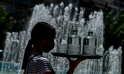 Επιδεινώνονται οι πυρομετεωρολογικές συνθήκες: «Κοκκίνισε» ο χάρτης, παρατείνεται η ακραία θερμική επιβάρυνση