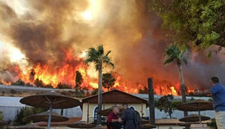 Μεγάλη φωτιά στην Αχαΐα: Σε κατάσταση έκτακτης ανάγκης – Μήνυμα εκκένωσης από το 112 στον Λόγγο