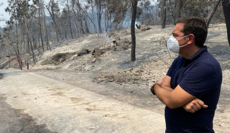 Τσίπρας για πυρκαγιές: Πάνω από 1.200.000 στρέμματα καμένα – Αυτή είναι η ασφάλεια που υποσχέθηκε ο Μητσοτάκης
