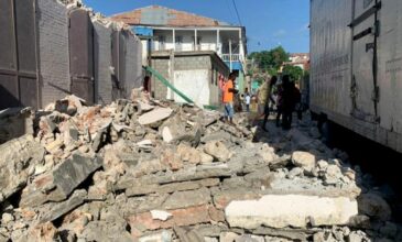 Στους 724 αυξήθηκε ο απολογισμός των νεκρών από τον σεισμό στην Αϊτή