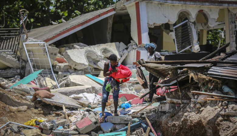 Σεισμός στην Αϊτή: Τους 2.189 έφθασαν οι νεκροί
