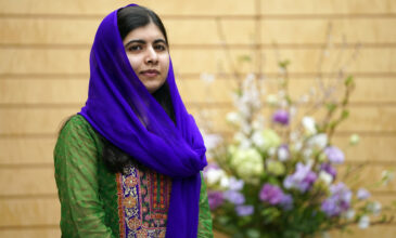 Αφγανιστάν – Μαλάλα Γιουσαφζάι: Η γυναίκα σύμβολο που πυροβολήθηκε στο κεφάλι από Ταλιμπάν στα 14 της
