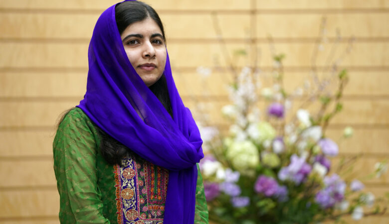 Αφγανιστάν – Μαλάλα Γιουσαφζάι: Η γυναίκα σύμβολο που πυροβολήθηκε στο κεφάλι από Ταλιμπάν στα 14 της