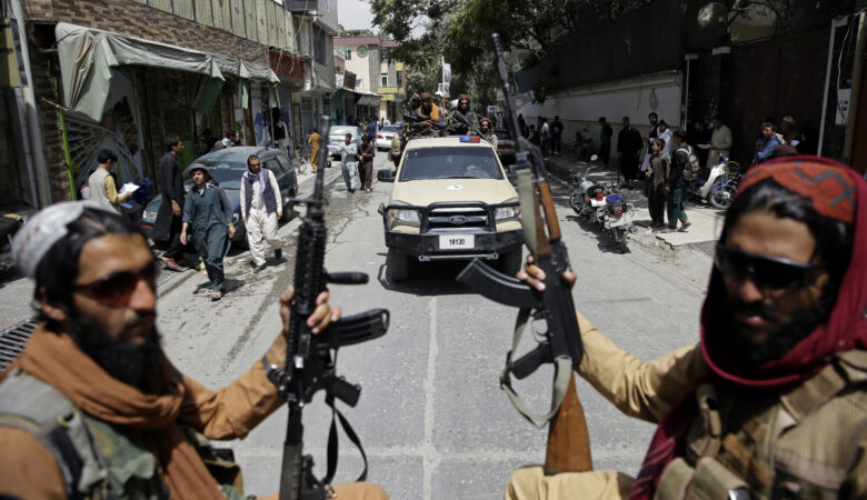 Ταλιμπάν: Δεν απαγάγουμε ξένους, μόνο… ανακρίνουμε
