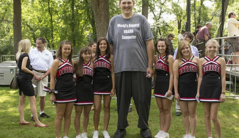 Πέθανε 38 ετών ο ψηλότερος άνδρας των ΗΠΑ – Ήταν 2 μέτρων και 35 εκατοστών