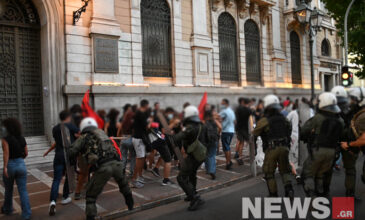 Ένταση και χημικά στην πορεία φοιτητών στο κέντρο της Αθήνας