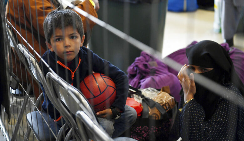 Αφγανιστάν: Αμερικανική βάση στη Γερμανία προσφέρει προσωρινά καταφύγιο σε ασυνόδευτα παιδιά