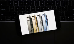 iPhone 13: Η Apple μπορεί να μειώσει την παραγωγή του iPhone 13 κατά 10 εκατ. μονάδες λόγω έλλειψης τσιπ
