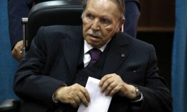 Αμπντελαζίζ Μπουτεφλίκα: Νεκρός ο πρώην πρόεδρος της Αλγερίας
