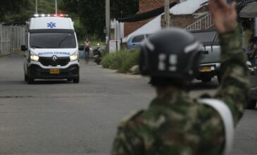 Μακελειό στην Κολομβία με 13 νεκρούς αστυνομικούς από έκρηξη βόμβας