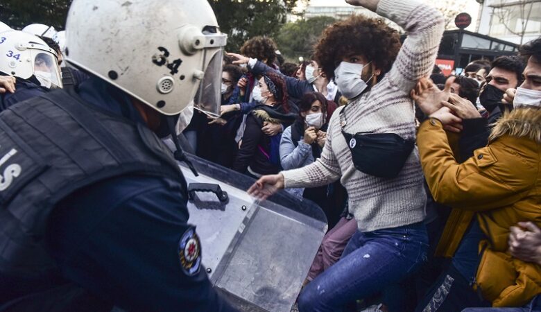 Τουρκία: Φοιτητές συνελήφθησαν επειδή διαμαρτύρονταν για τις υψηλές τιμές των ενοικίων