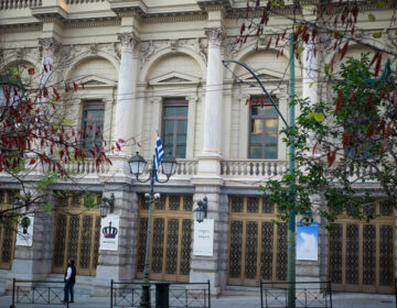 «Όχι» σε συνάντηση με Τσίπρα από το συντονιστικό της κατάληψης του Εθνικού Θεάτρου