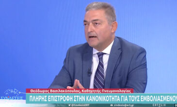 Βασιλακόπουλος: Με χαμηλό υγειονομικό κίνδυνο το άνοιγμα της εστίασης