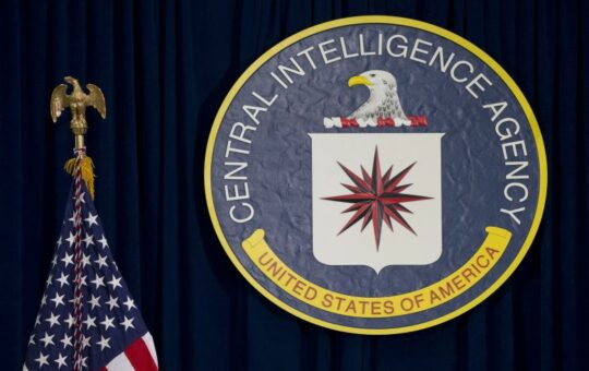 Η CIA αναπτύσσει το δικό της chatbot τεχνητής νοημοσύνης που θα μοιάζει αρκετά με το δημοφιλές ChatGPT