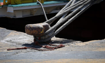 Λαύριο: Έσπασαν οι κάβοι κρουαζιερόπλοιου – Ζημιές σε τέσσερα σκάφη