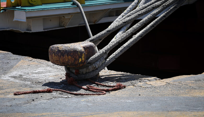 Λαύριο: Έσπασαν οι κάβοι κρουαζιερόπλοιου – Ζημιές σε τέσσερα σκάφη
