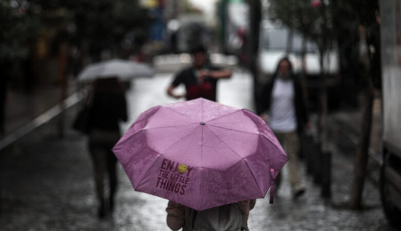 Καιρός: Νέα επιδείνωση τη Δευτέρα με αισθητή πτώση της θερμοκρασίας – Πού αναμένονται βροχές