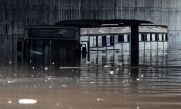 Κακοκαιρία Μπάλλος: ΟΣΥ για το πλημμυρισμένο λεωφορείο – «Οι κακοπροαίρετες αναφορές δεν προσφέρουν καμιά υπηρεσία»